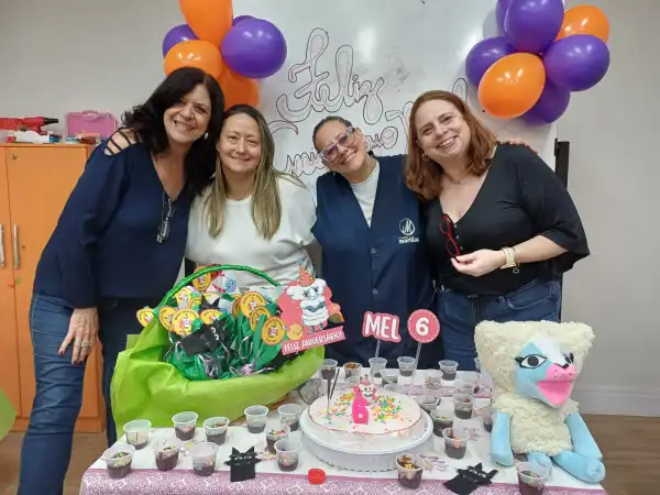 LIV e o Aniversário da Mascote Mel com o Pré 5 Anos: Um Dia Cheio de Emoções! 4 whatsapp image 2024 11 26 at 10.41.53